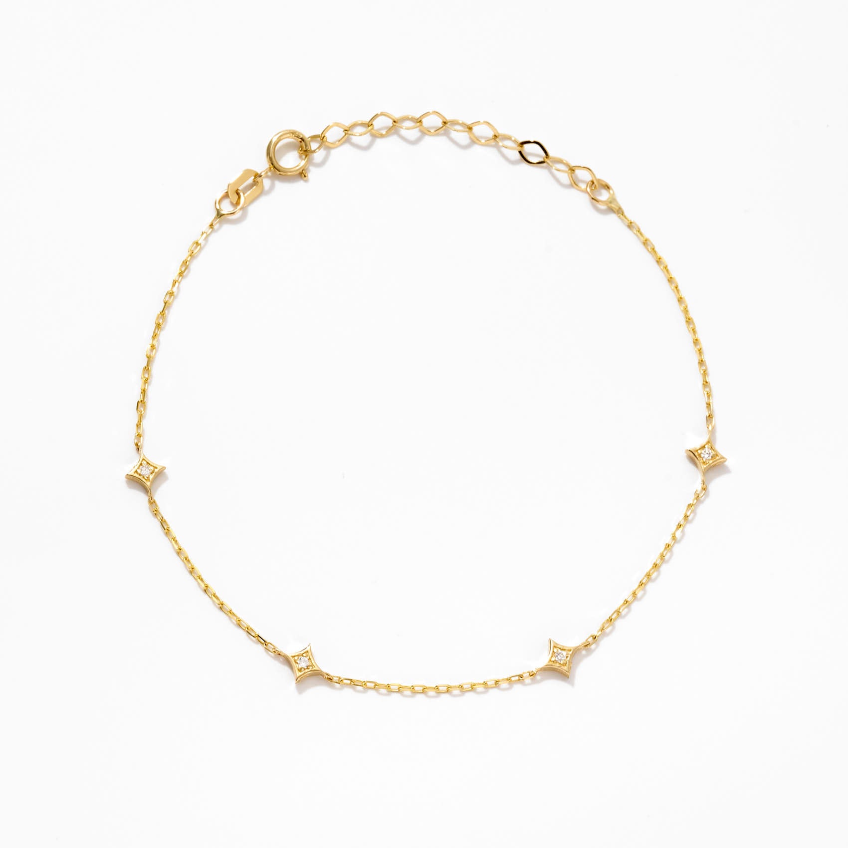 Bracciale oro con Diamanti • Gioielleria Joie Jolie Gioielleria con pagamento a rate Bracciale oro con Diamanti • Gioielleria Joie Jolie Gioielleria con pagamento a rate