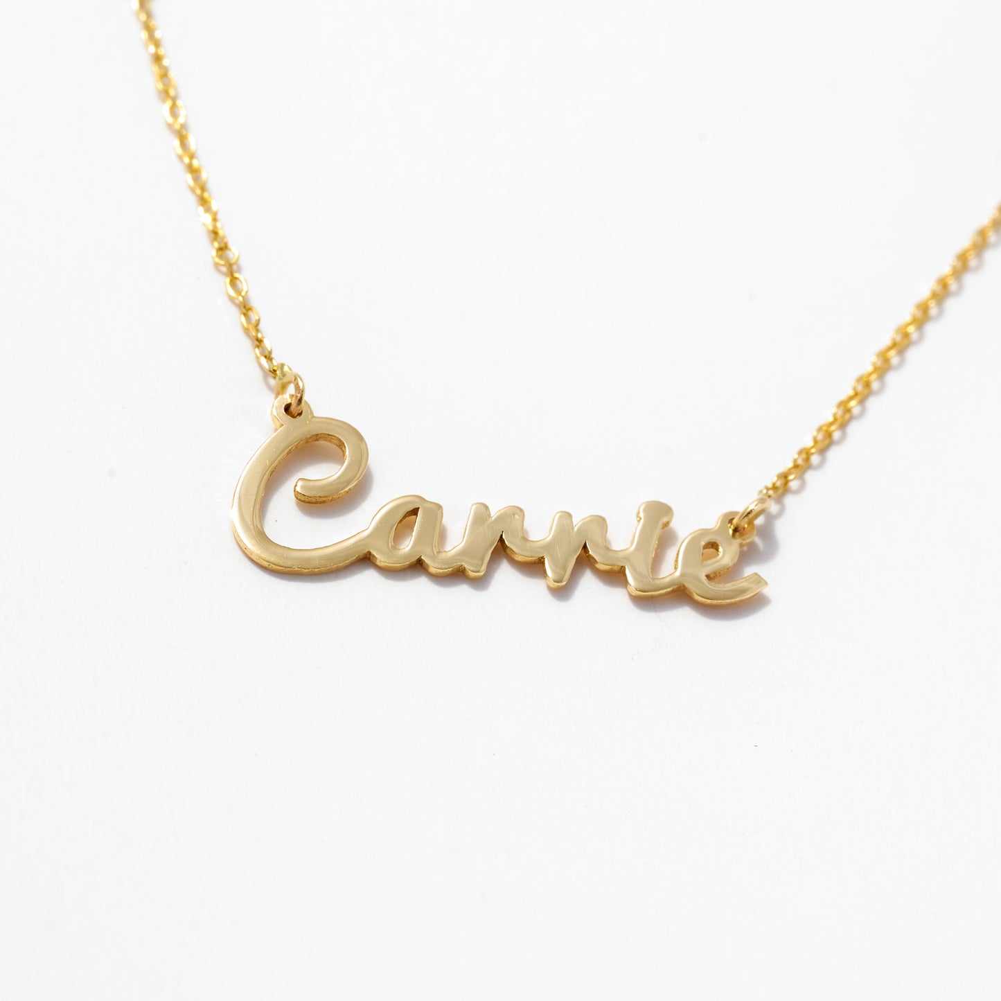 Diamond Station Carrie Name Necklace in 14k Solid Gold