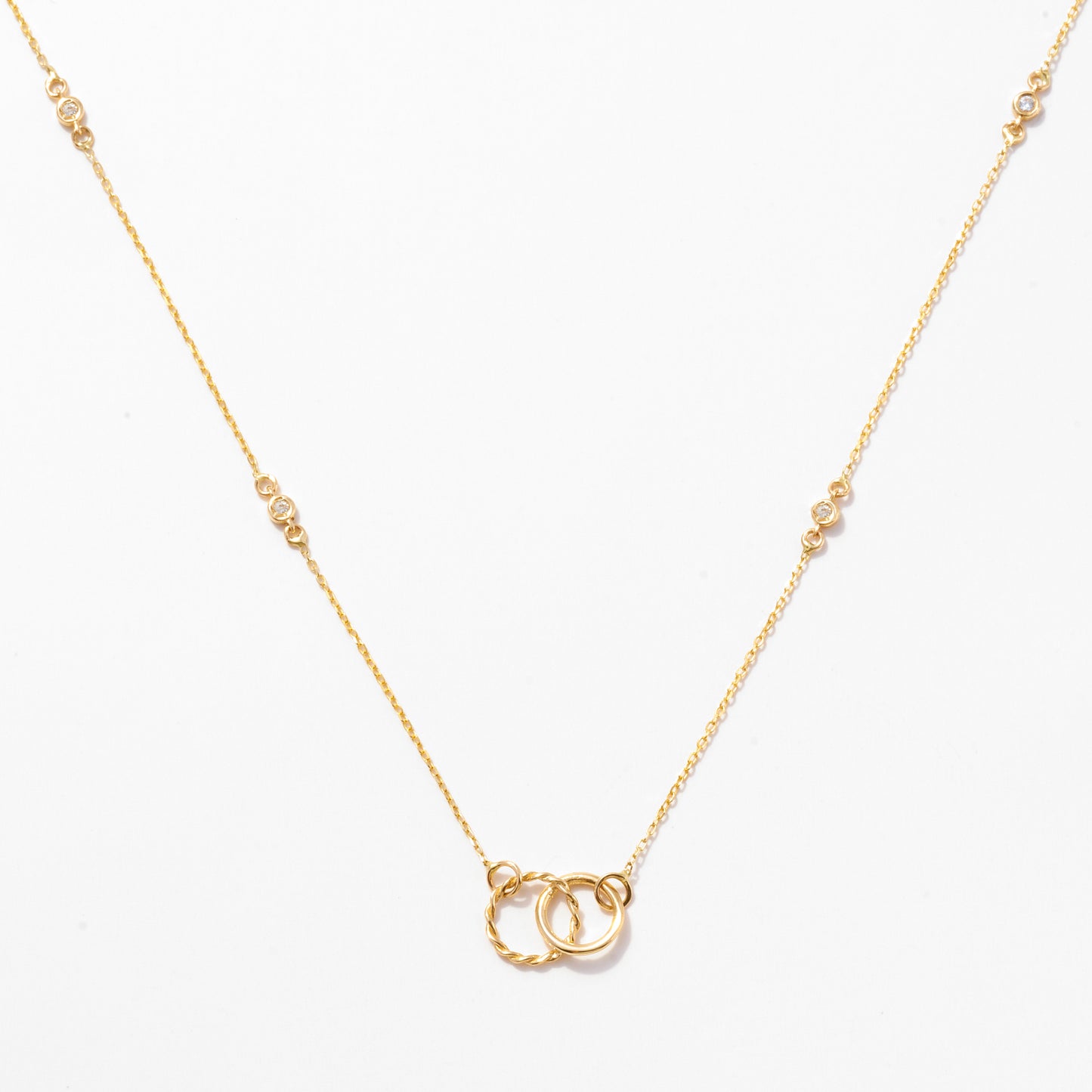 Interlocking Circle with Diamond Station Necklace in 14k Solid Gold