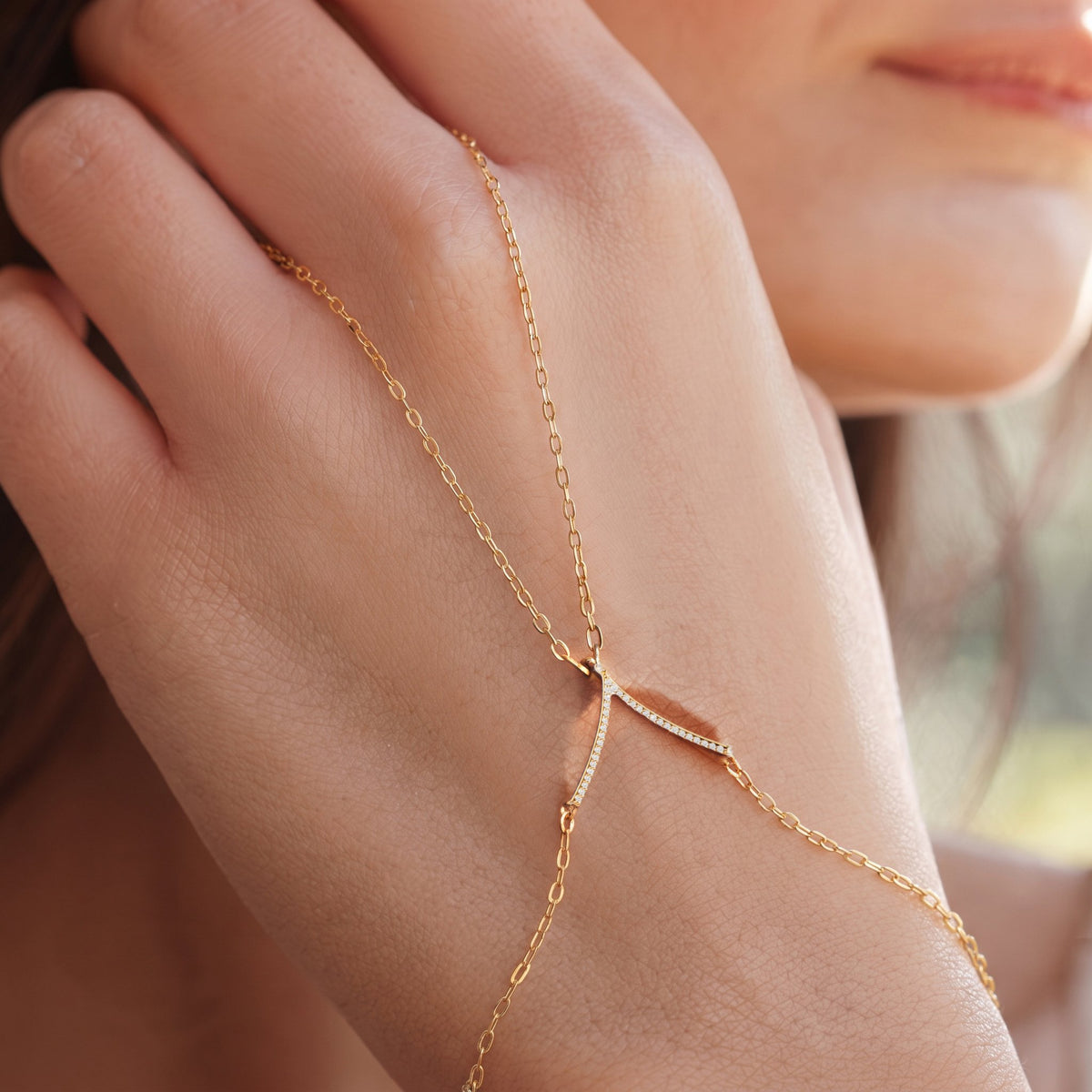 Diamond Pave V Bar Hand Chain Bracelet
