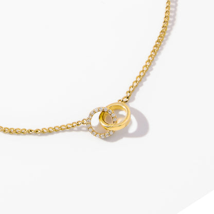 Diamond Interlocking Circles Bracelet