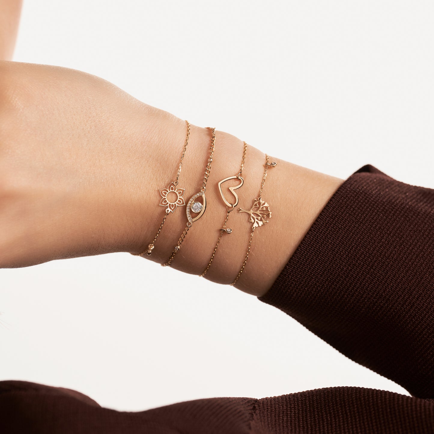 Flower Bracelet with Diamond in 14k Solid Gold