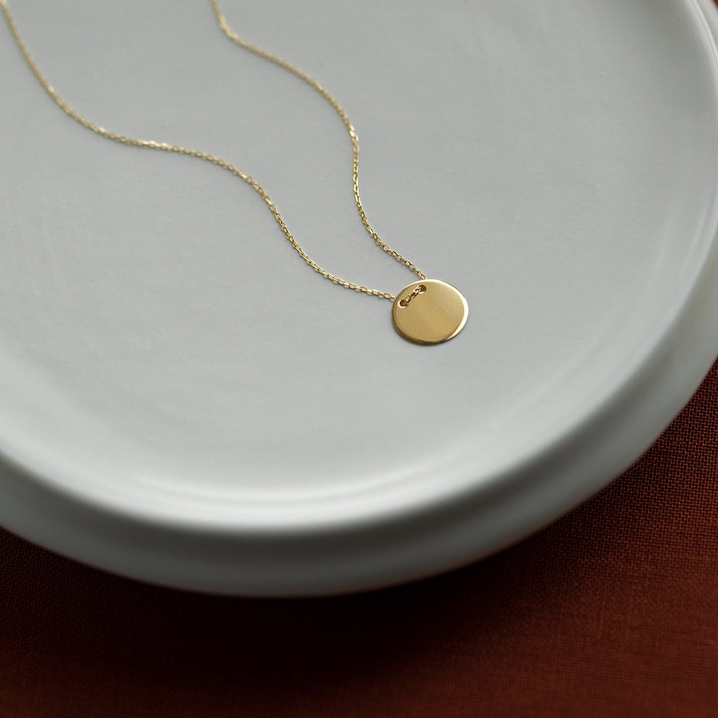 Disc Necklace in 14K Solid Gold