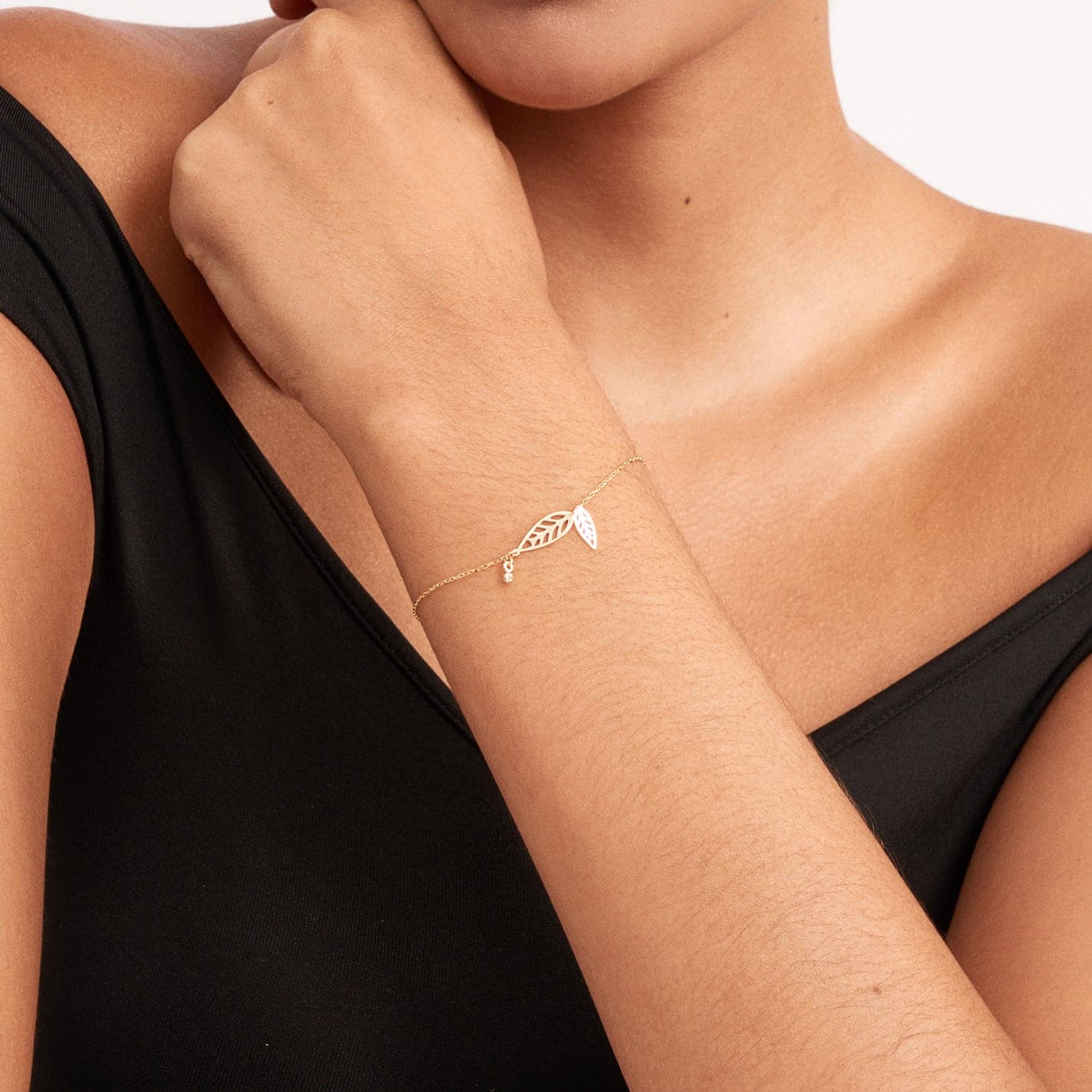 Diamond Leaf Bracelet in 14K Solid Gold