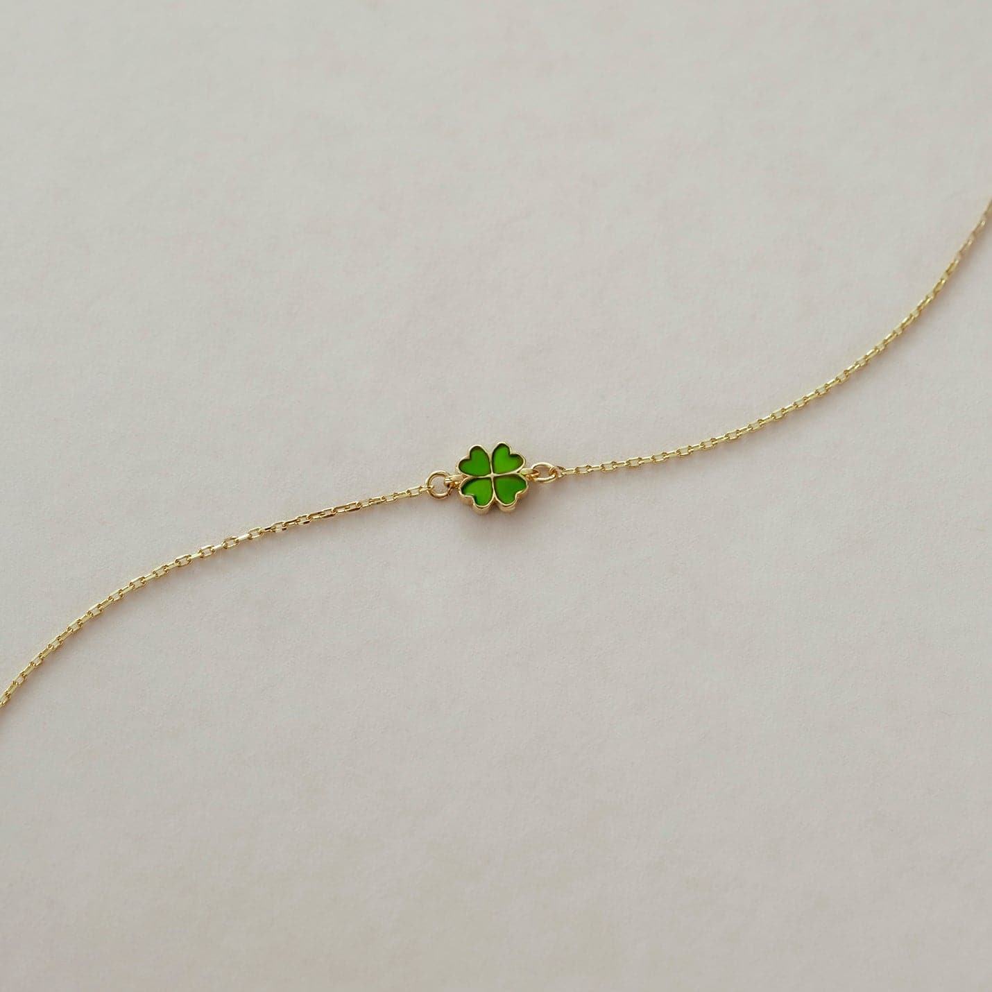 Diamond Four Leaf Clover Chain Bracelet, Minimal Shamrock Solid Gold Bracelet, Tiny Diamond Lucky deals Bracelet 14k Gold