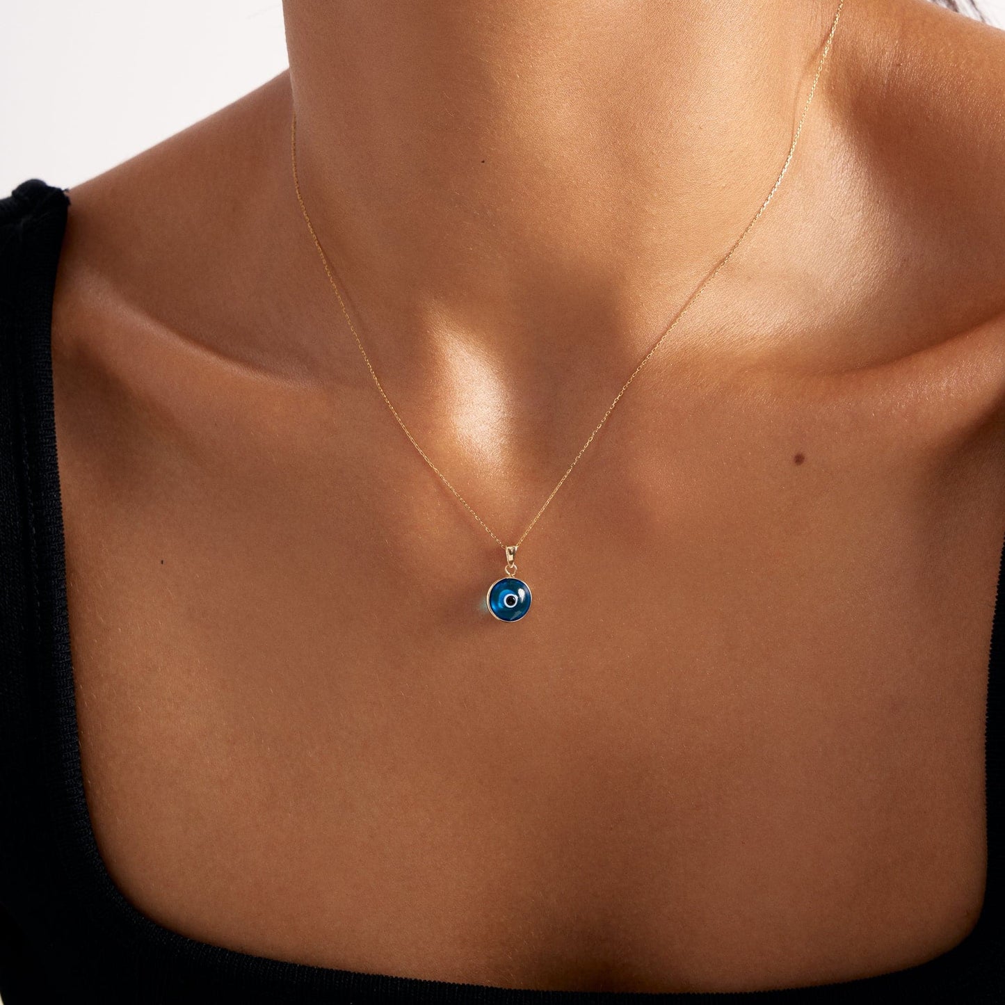 Collier de mauvais œil bleu en or massif 14 carats