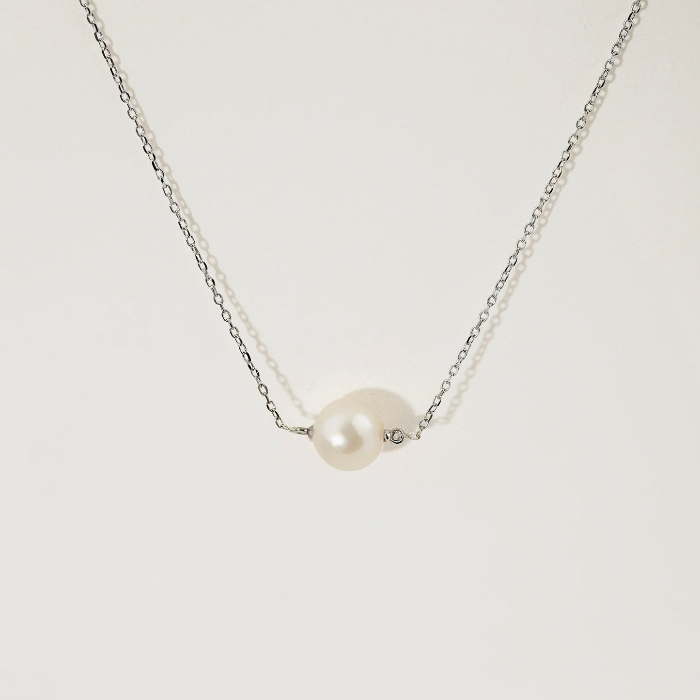 Freshwater Cultured Pearl Floating Pendant Necklace in 14K White Gold (8 mm pearl size)