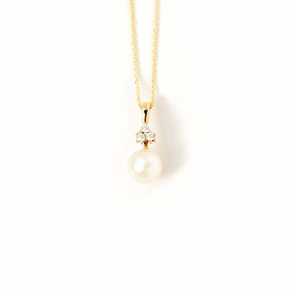 Diamond and Freshwater Cultered Pearl Necklace in 14K White Gold (1/16 ct. tw. diamond and 8 mm pearl)