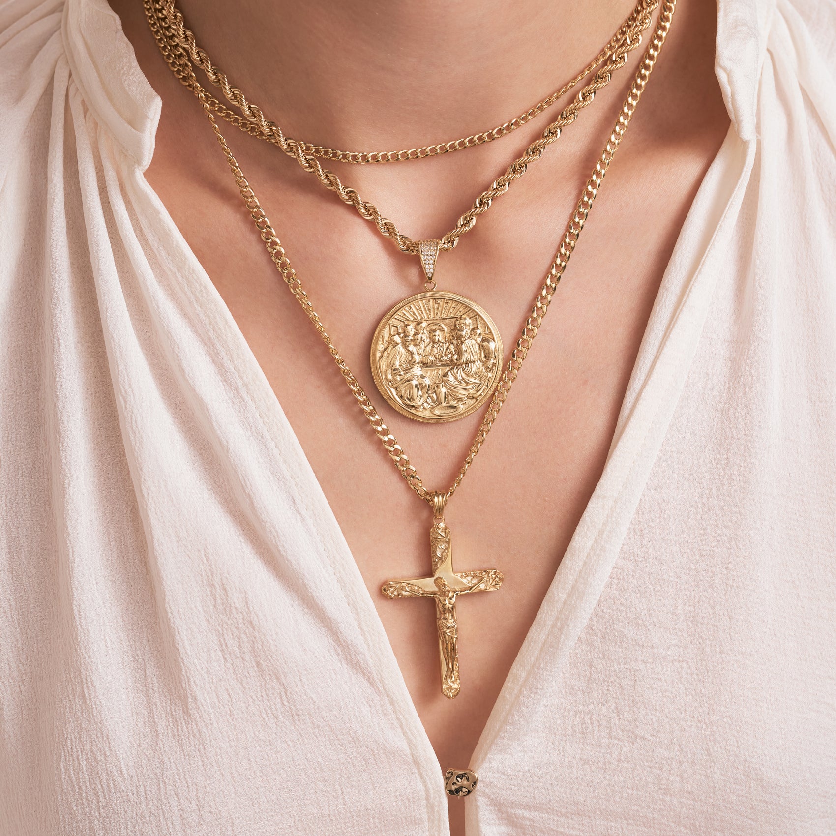 The Last Supper Medallion Pendant