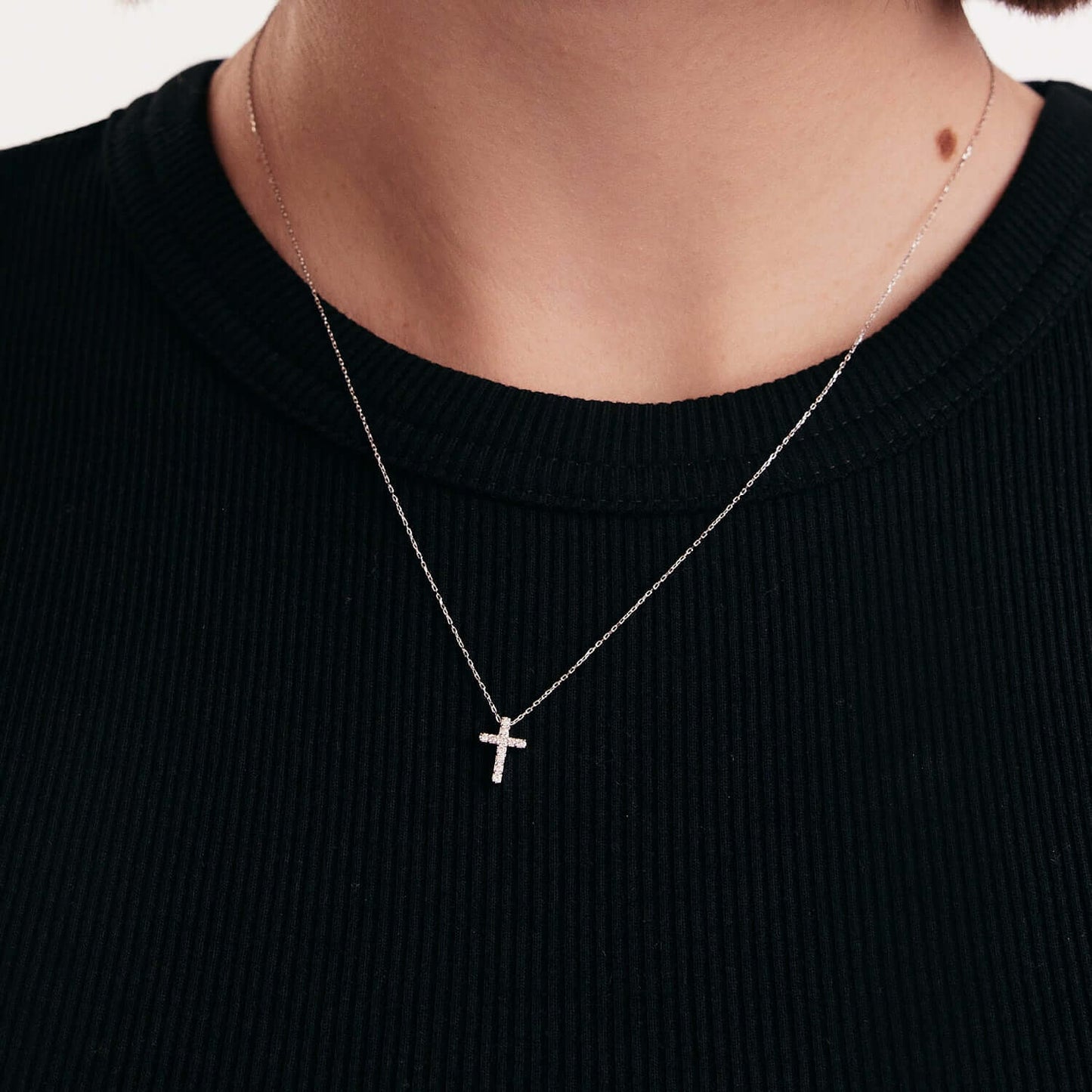 Dainty Cross Pendant Necklace in 14K Solid Gold