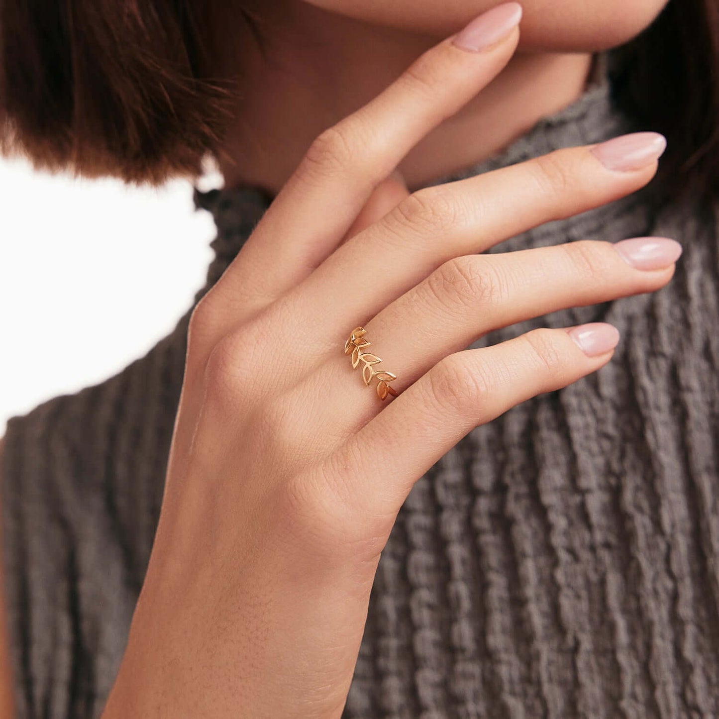 Leaf Eternity Ring in 14K Solid Gold