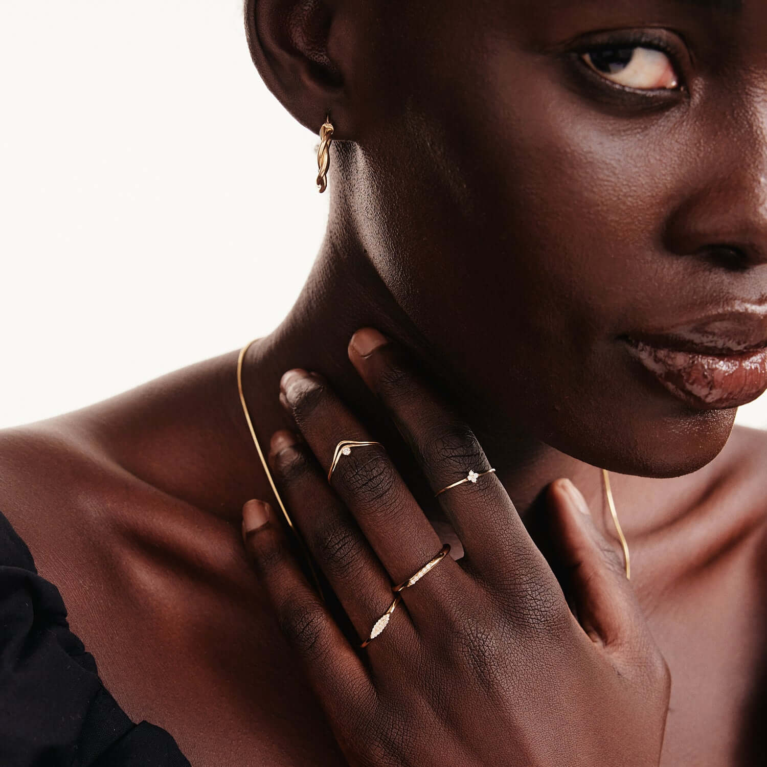 Diamond Solitaire V Ring