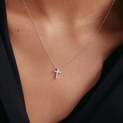 1/10 c.t t.w Diamond Cross Necklace in 14K White Gold