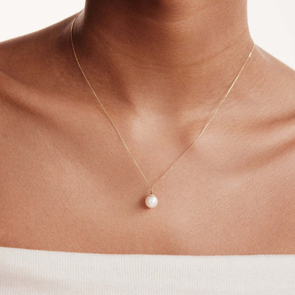 Diamond and Pearl Necklace