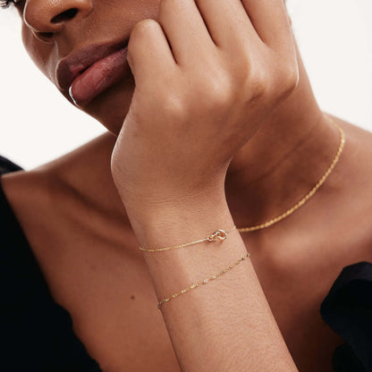 Interlocking Circle Bracelet in 14K Solid Gold