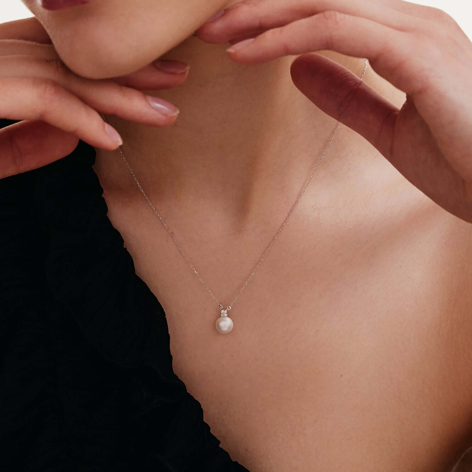 Diamond Bloom and Pearl Necklace