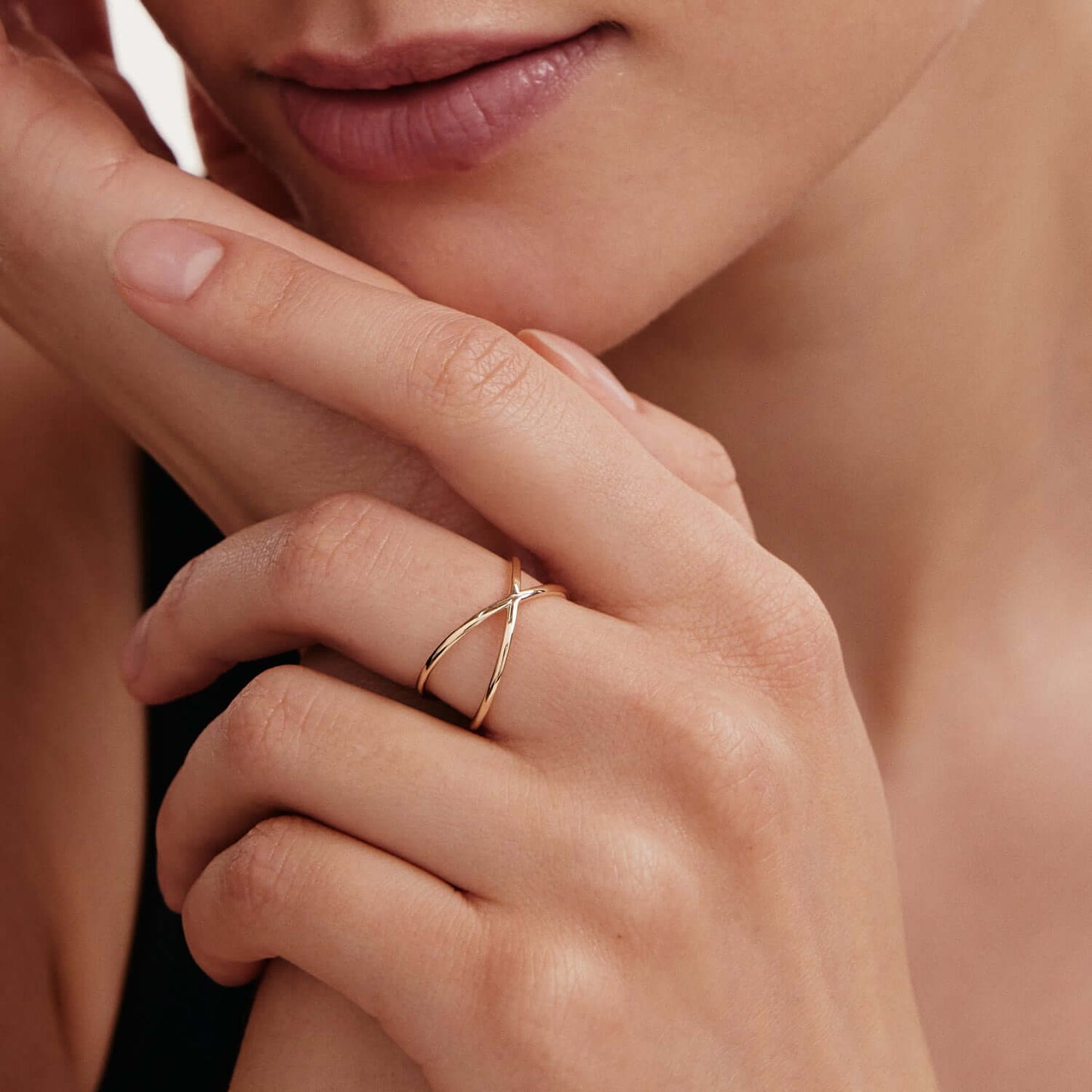 Criss Cross X Ring in 14K Solid Gold