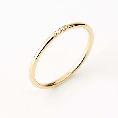 Bague minimaliste en or massif 14 carats avec diamants