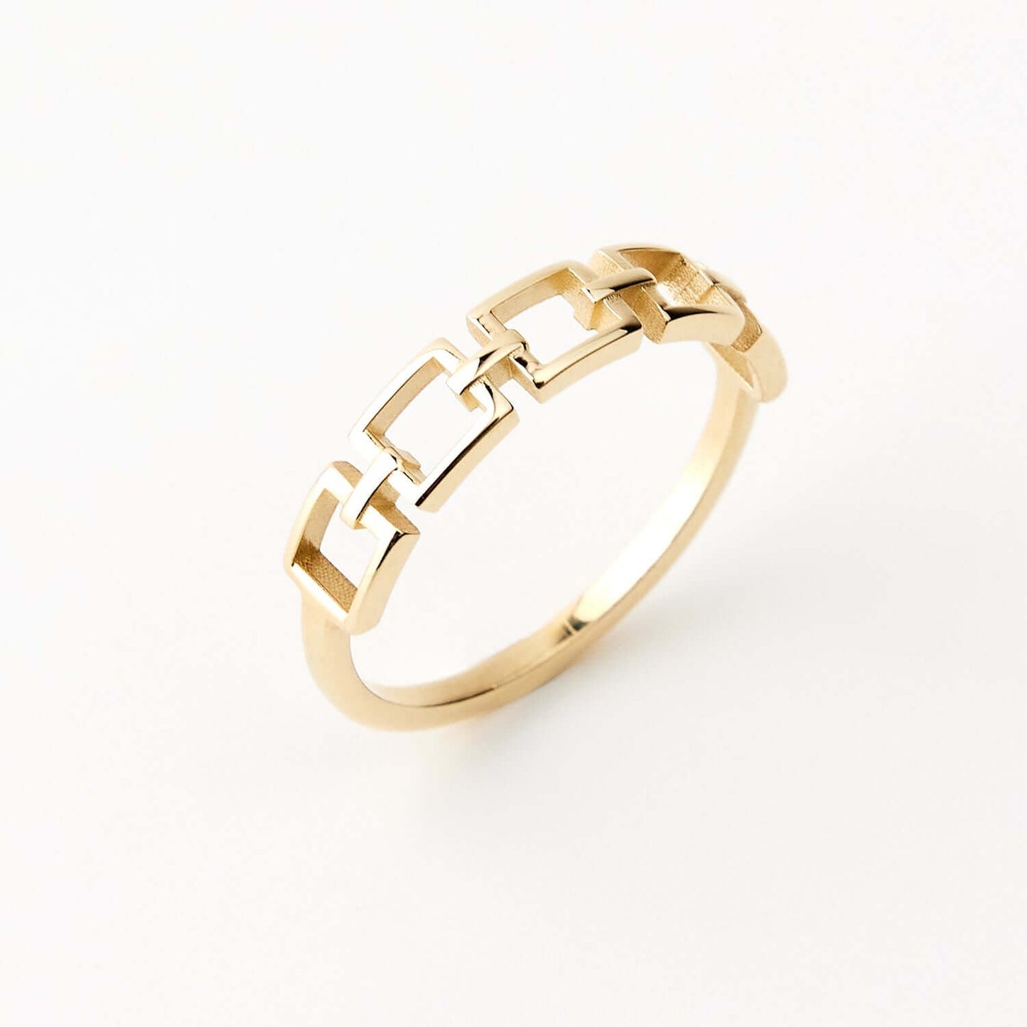 Bague trombone en or massif 14 carats