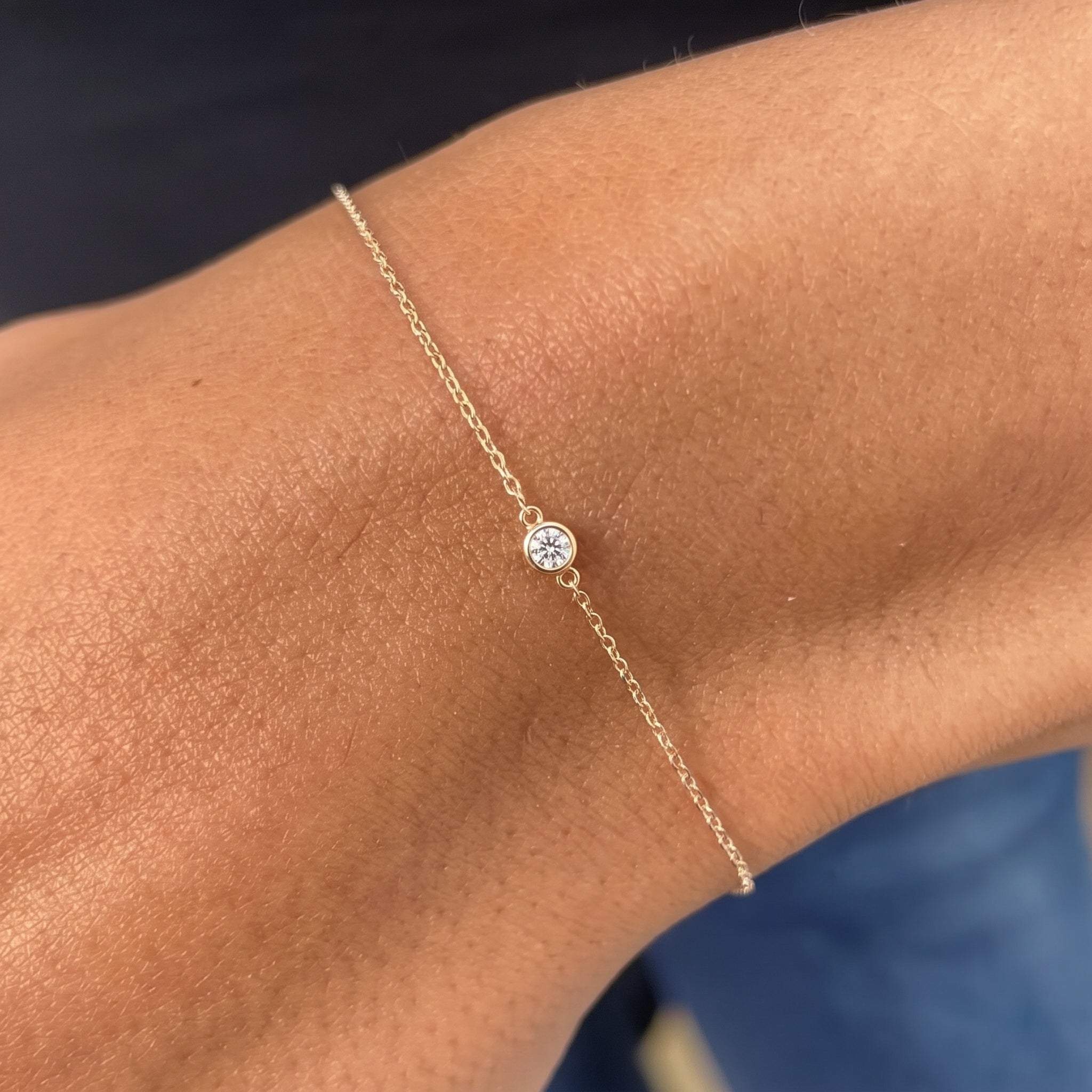 0.10 CT Diamond Bezel Solitaire Bracelet