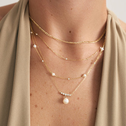 Pearl Necklace in 14K Solid Golid