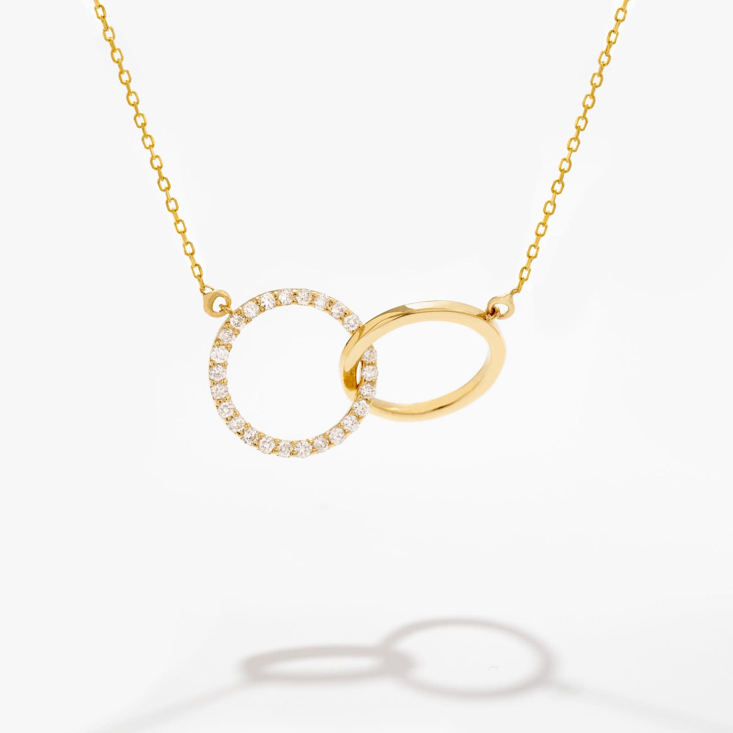 Diamond Interlocking Circle Necklace in 14K Solid Gold