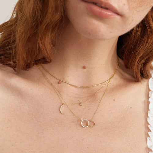 Diamond Interlocking Circle Necklace