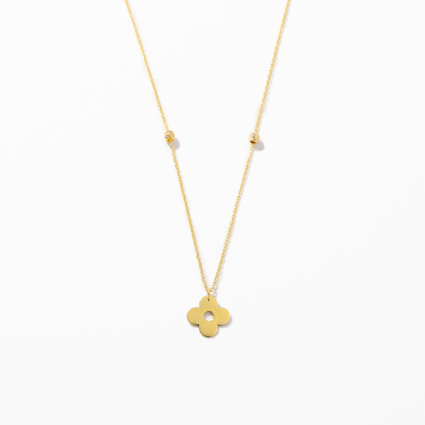 Dainty Clover Necklace