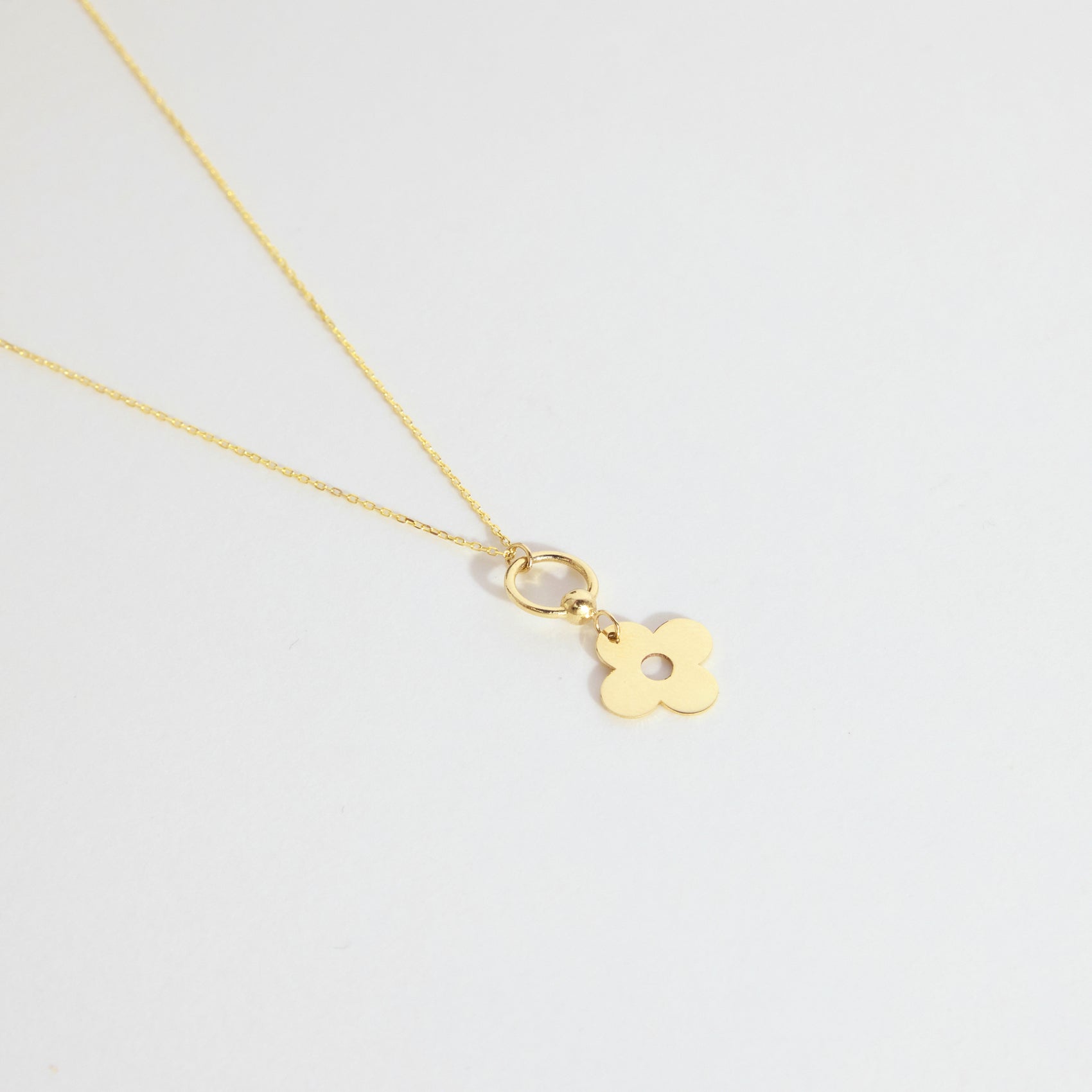 Dainty Clover Necklace