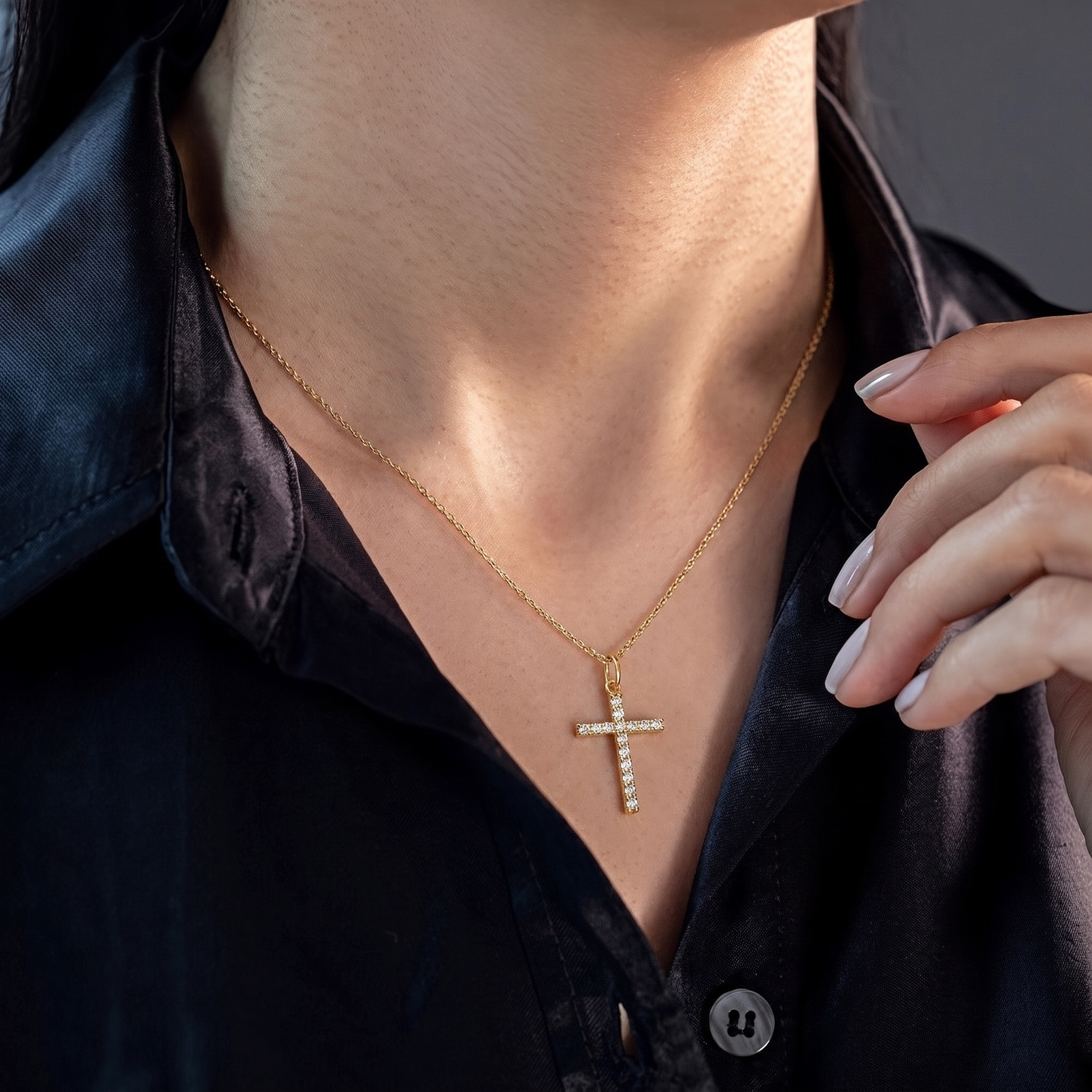 Diamond Cross Pendant Necklace