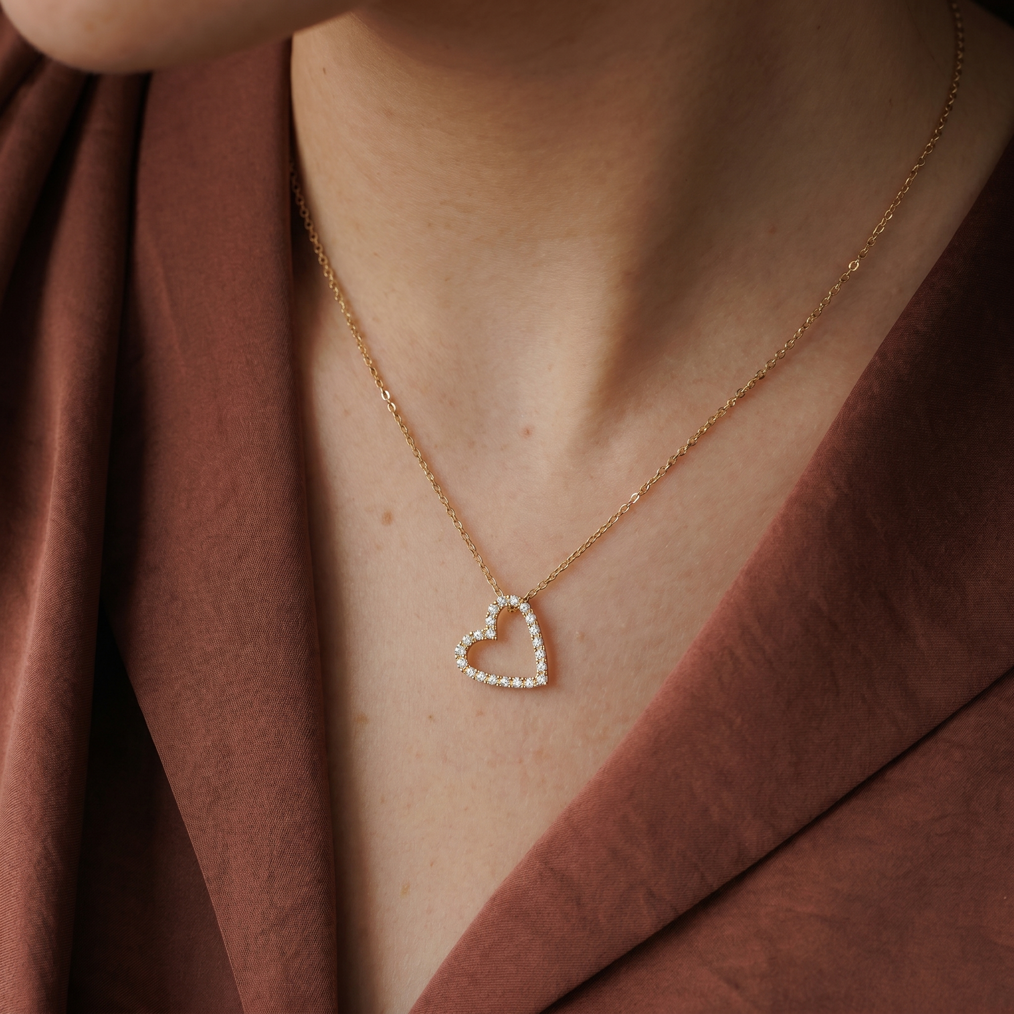 0.26 ct. Diamond Open Heart Necklace