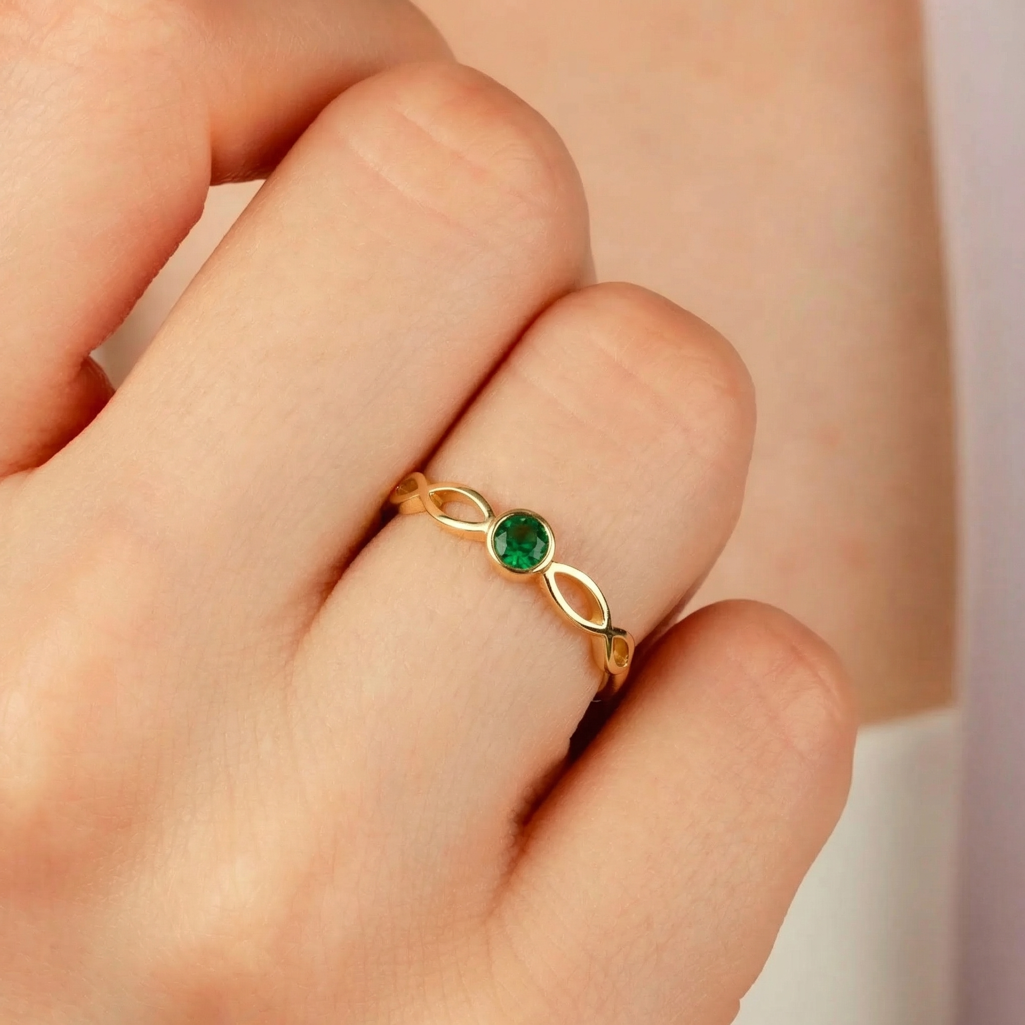 Dainty Birthstone Twisted Band Ring