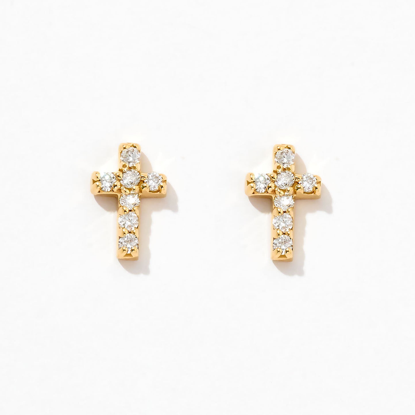 Boucles d'oreilles à tige en or massif 14 carats avec croix en diamant