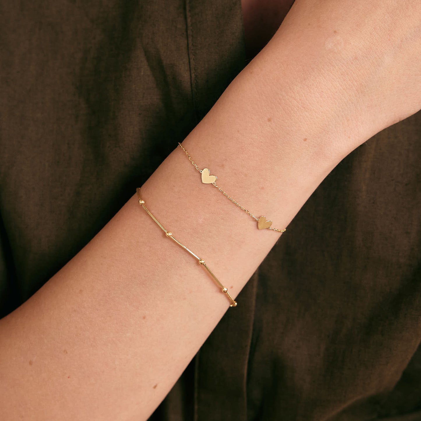 Heart Station Bracelet in 14K Solid Gold