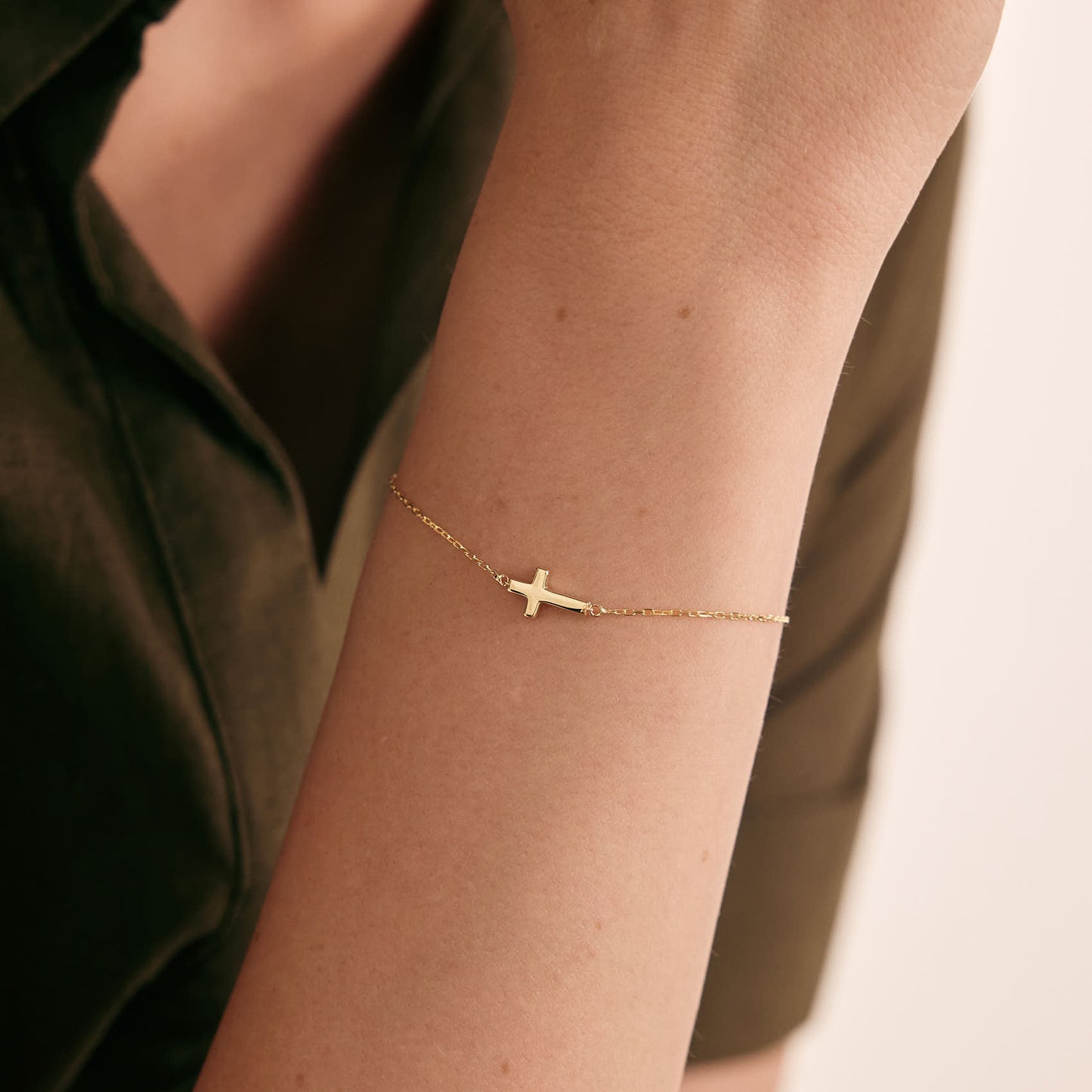 Cross Charm Bracelet in 14K Solid Gold