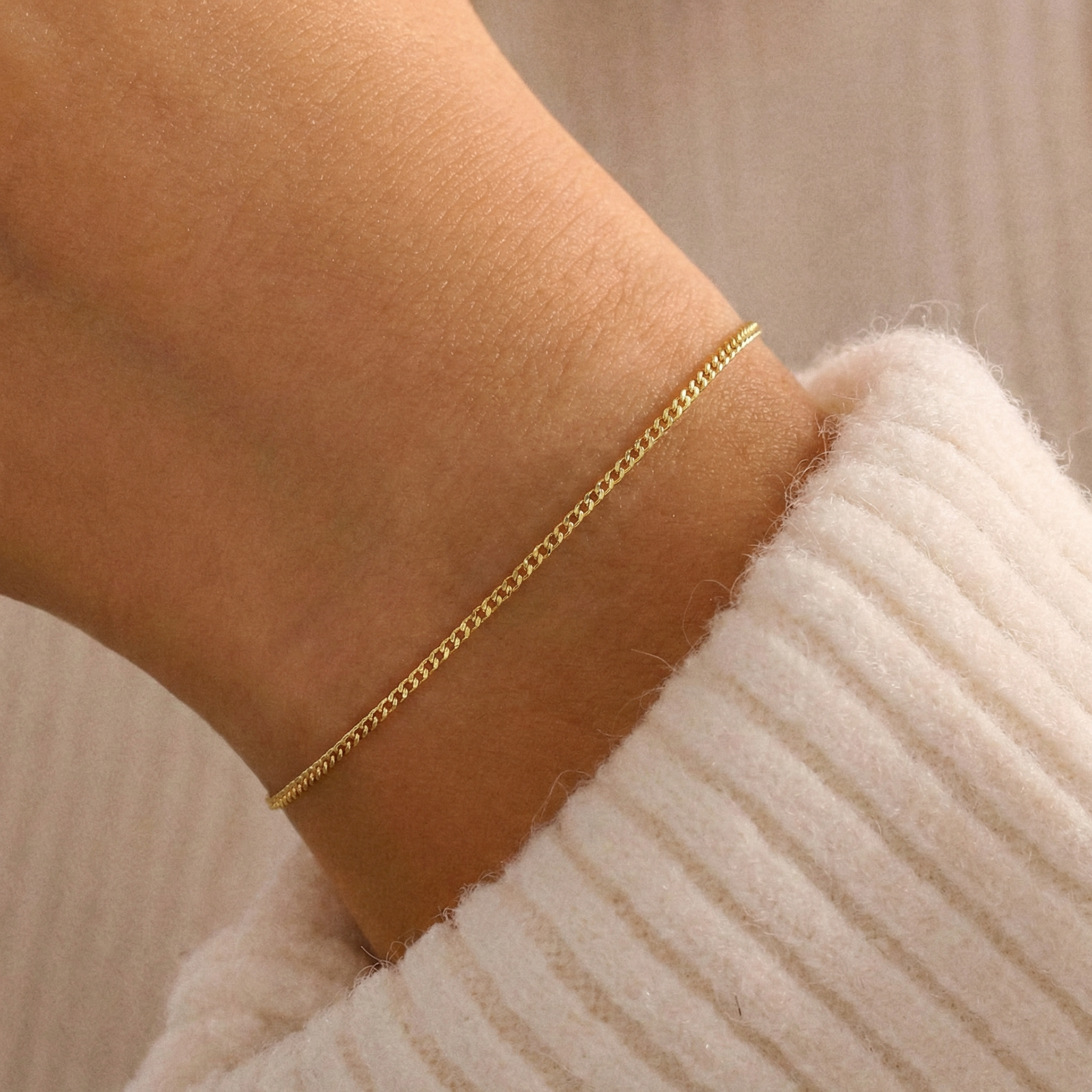 Curb Chain Bracelet - Classic Flat Link