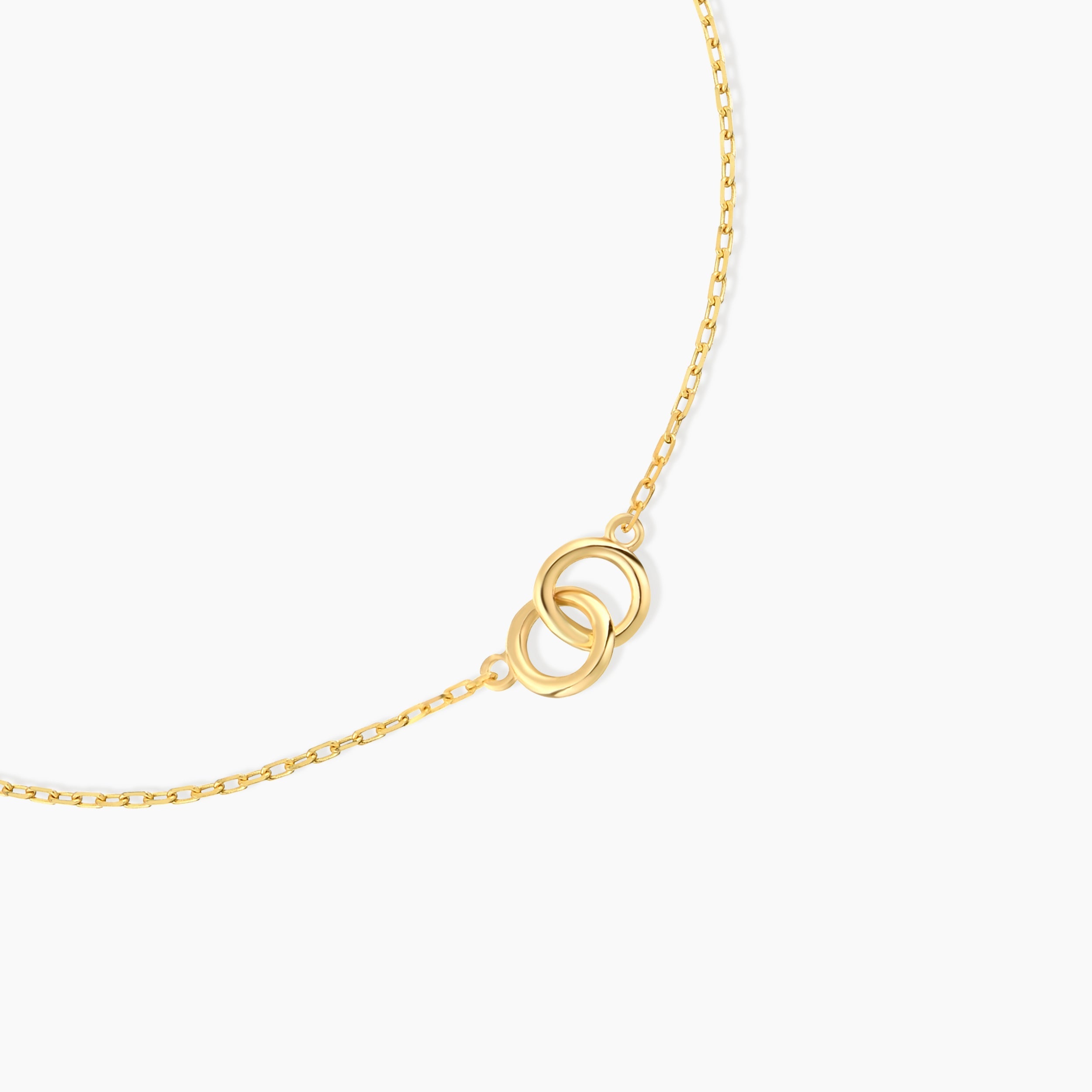 Tiny Interlocking Circles Bracelet