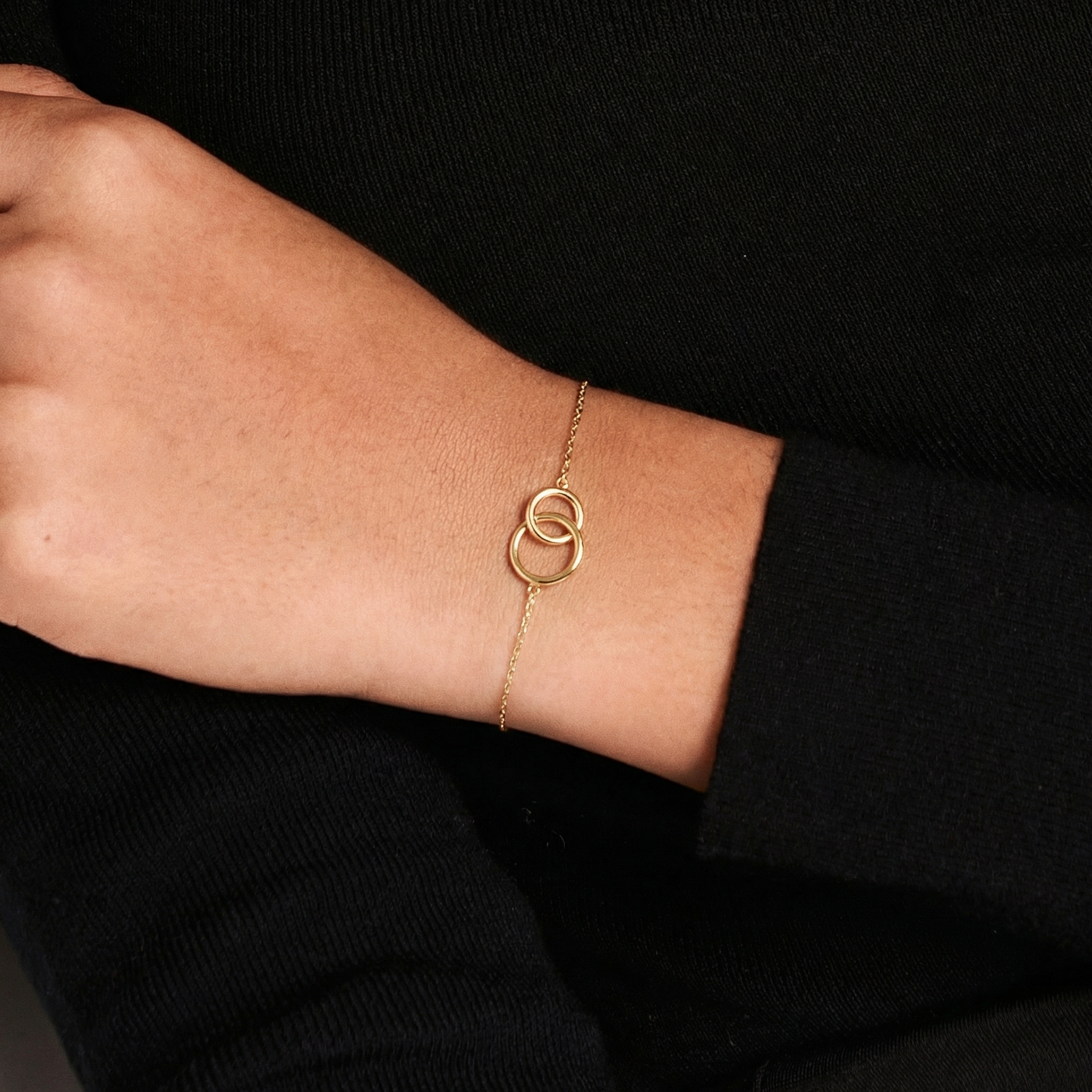 Interlocking Circles Bracelet - Double Ring Link