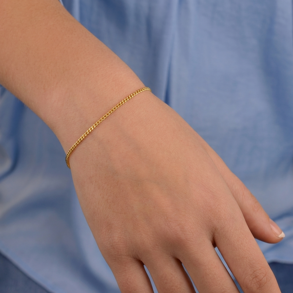 Curb Chain Bracelet