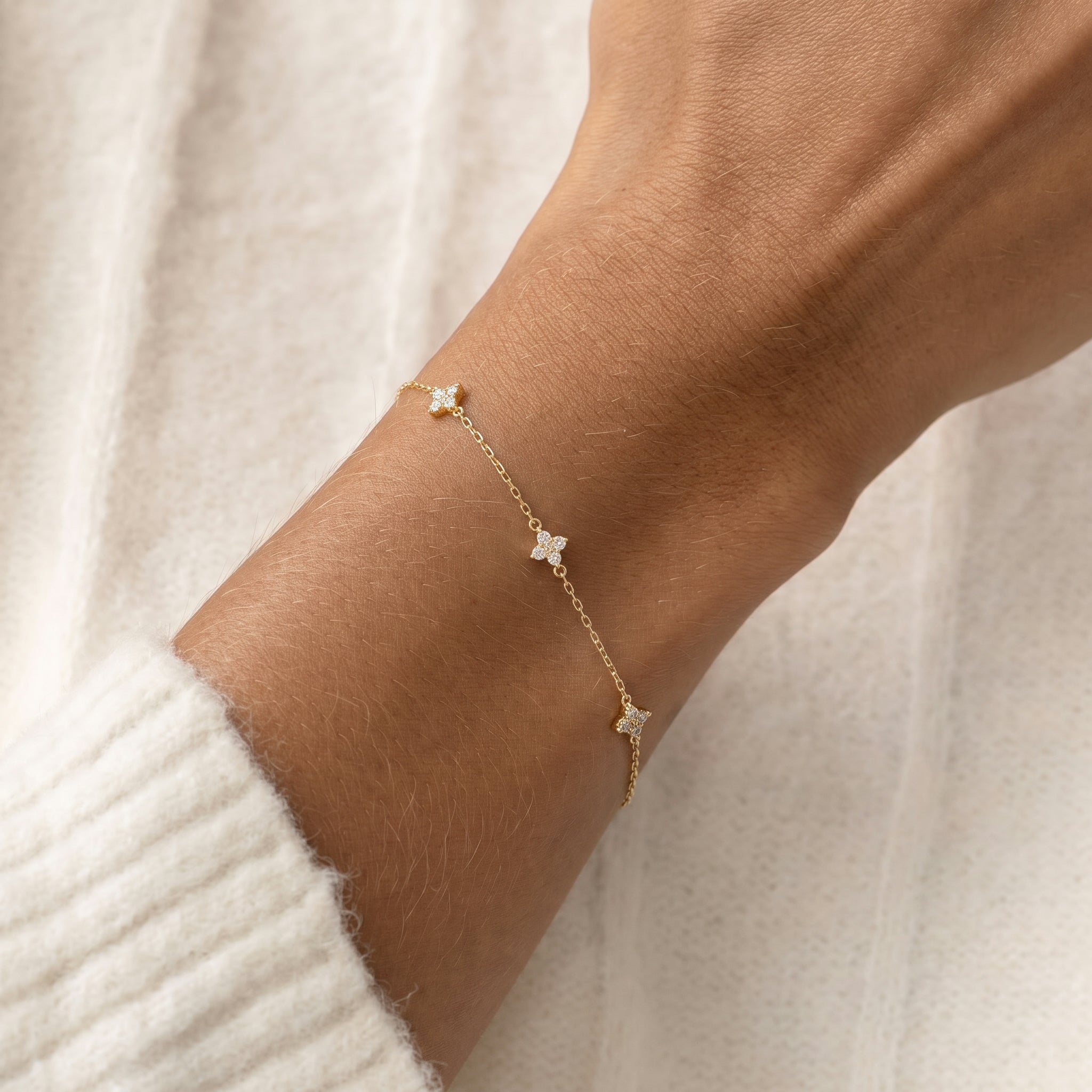 Diamond Clover Station Bracelet