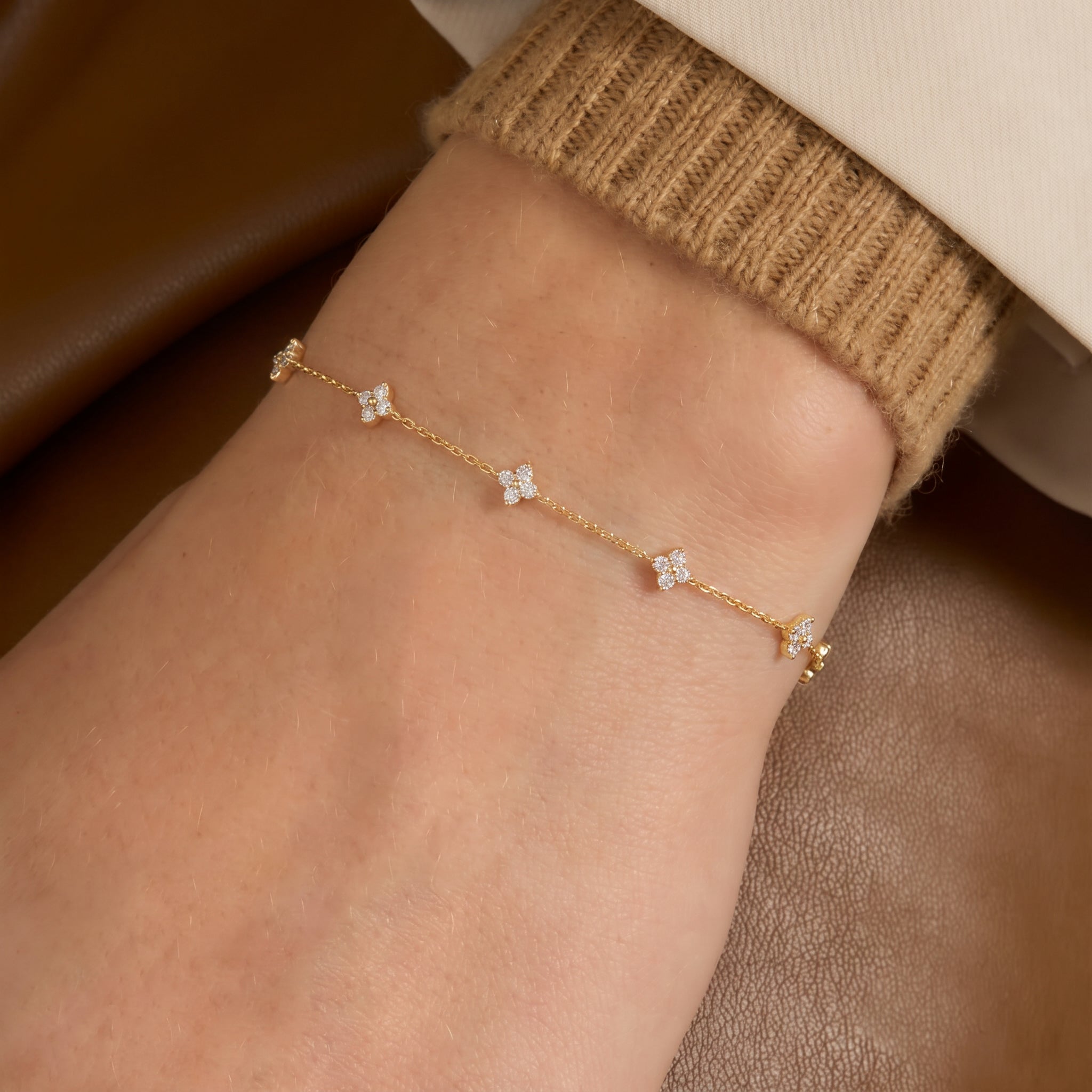 Diamond Clover Station Bracelet