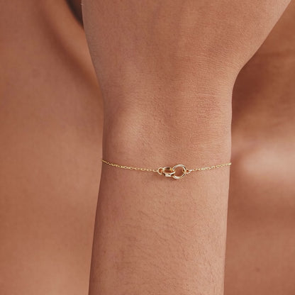 Interlocking Circle Bracelet
