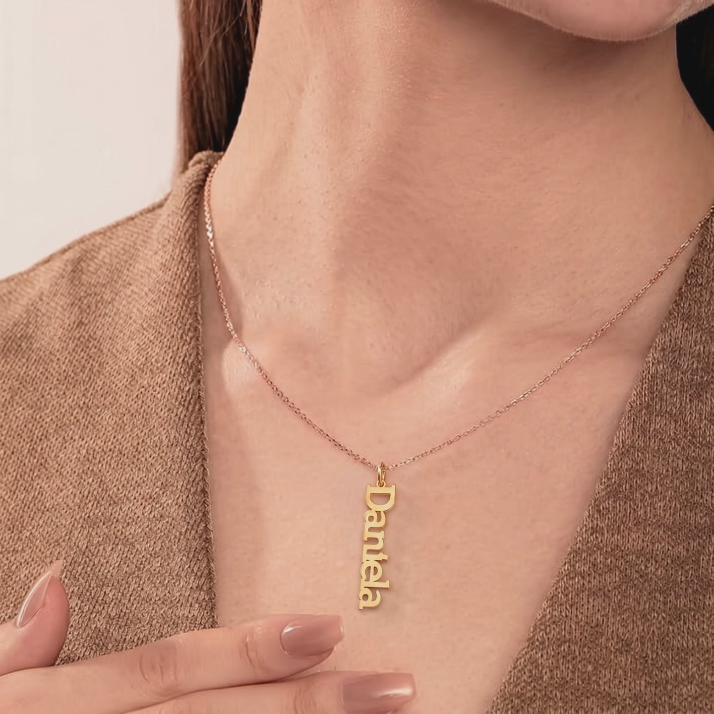 Dainty Name Pendant
