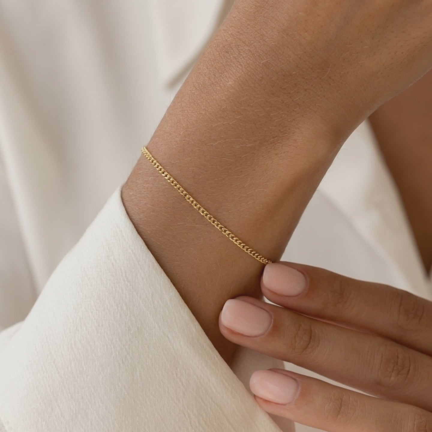 Product video c21640ab1ef3131900164c8003e4e5f5