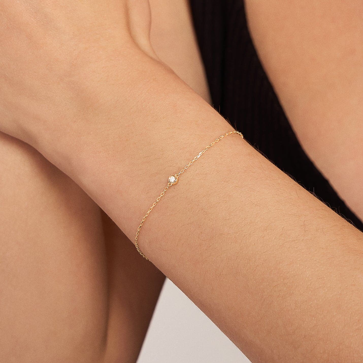 Diamond Round Solitaire Bracelets