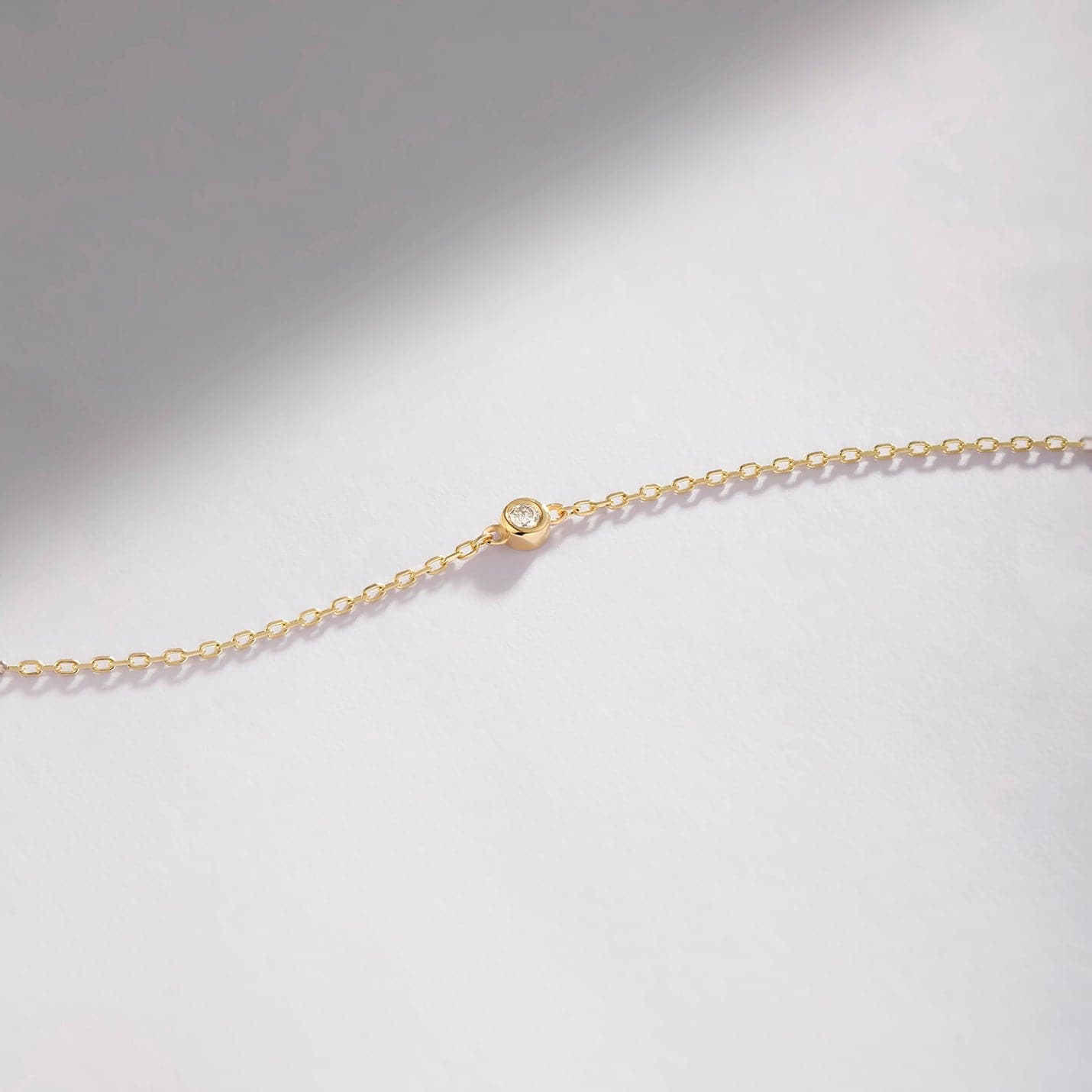 Diamond Round Solitaire Bracelets