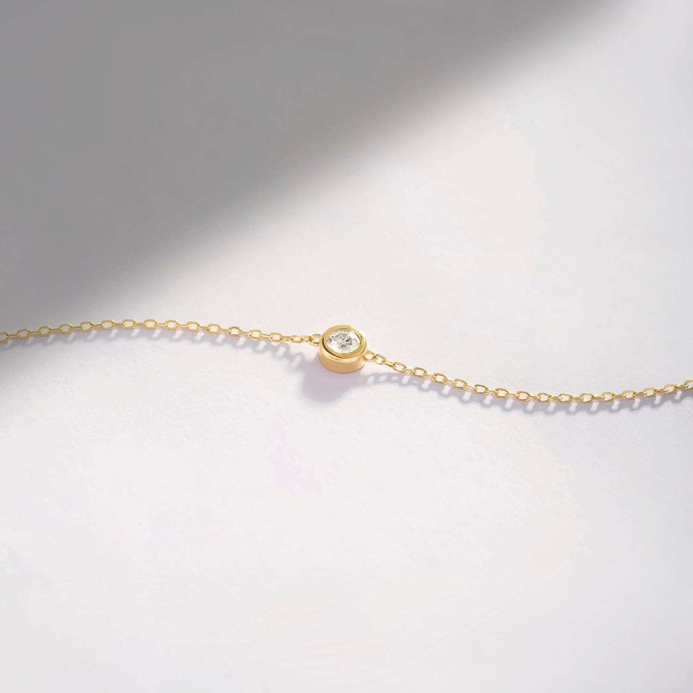 Diamond Round Solitaire Bracelets