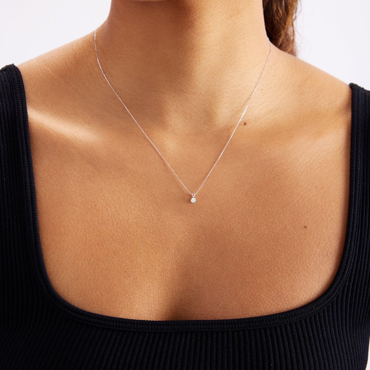 Diamond and Freshwater Cultered Pearl Pendant Necklace in 14K White Gold ((1/16 ct. tw. diamond and 8 mm pearl size)